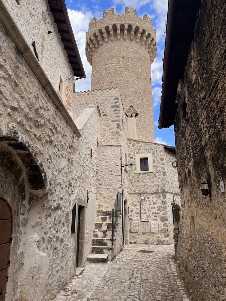 Best Village in Abruzzo: 7 Hidden Gems You Must Visit Now 2 image