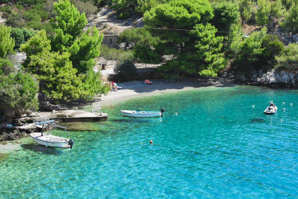 Top 7 Exquisite Hidden Lagoons for Paddleboarding in Croatia 7 Vala Hrvaska